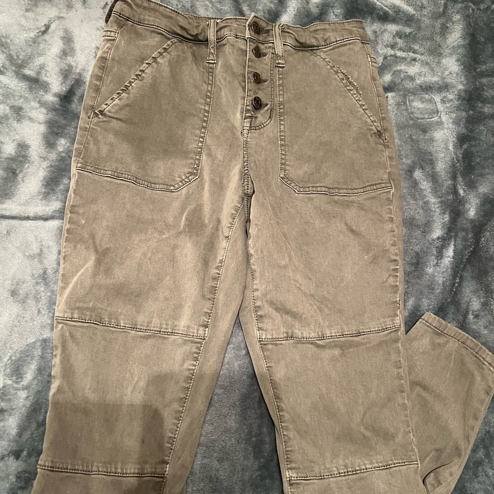Military style jeans